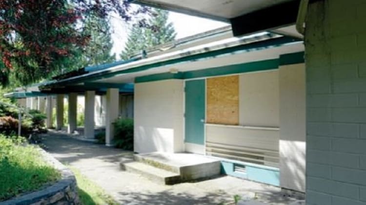 Former Monteray School in North Vancouver to be Redeveloped for Single-Family Homes thumbnail