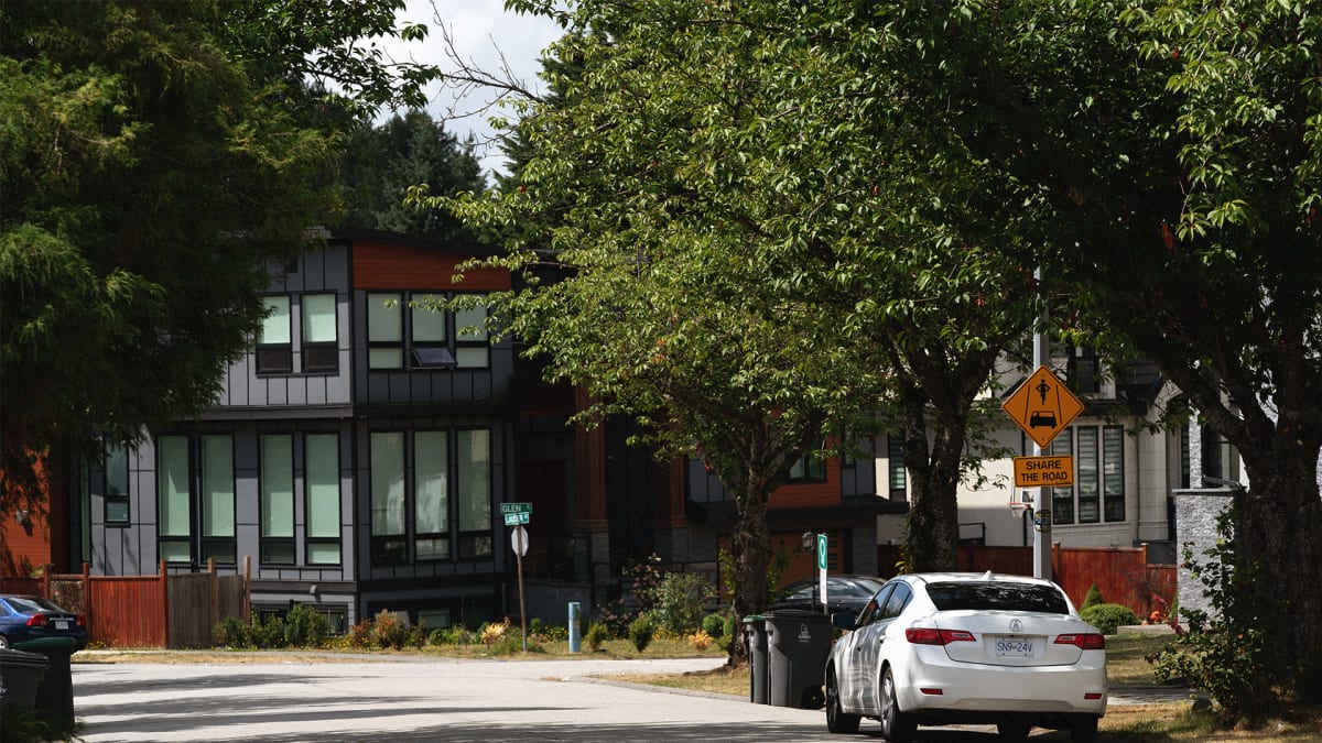 RealTours Newton, Surrey REW The Guide