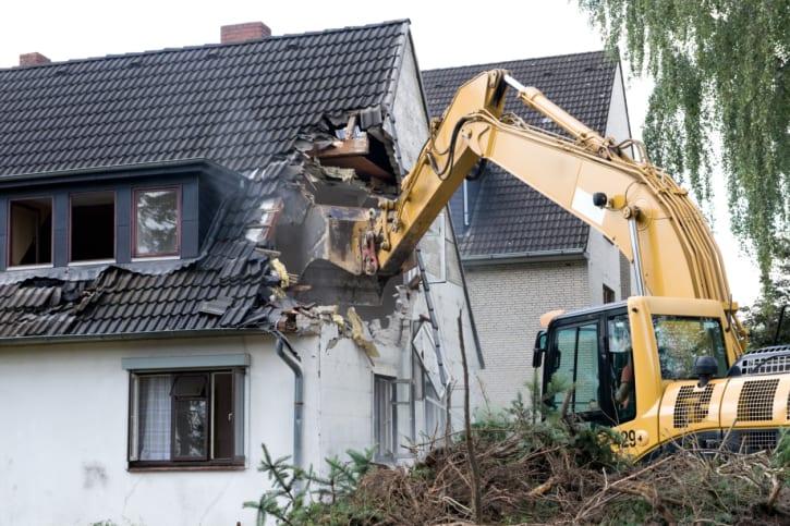 Vancouver Aims to Recycle Debris from Demolished Houses hero image