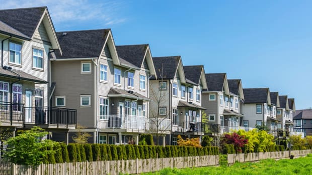 Vancouver New Home Prices See Biggest Drop – Again: StatsCan hero image