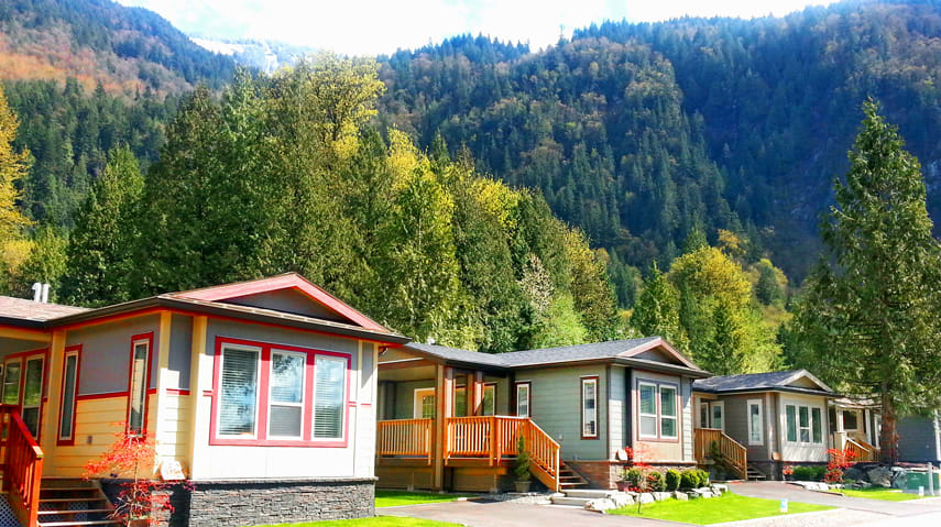 Bridal Falls RV/Cottage Resort Offers World-Class Amenities hero image