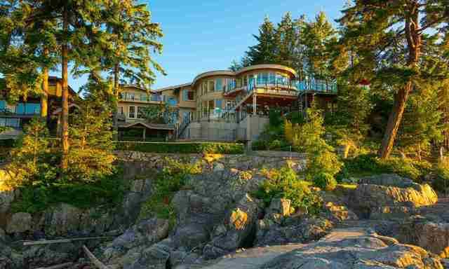 Photo Gallery: Sensational Bond-Lair-Style $23.5m West Vancouver Mansion hero image