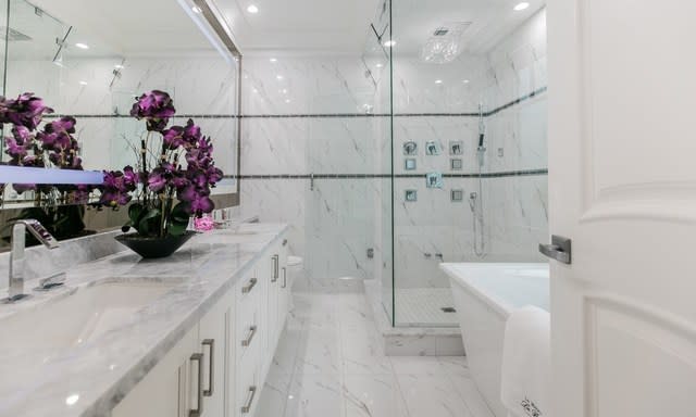 Point Grey Mansion Bathroom