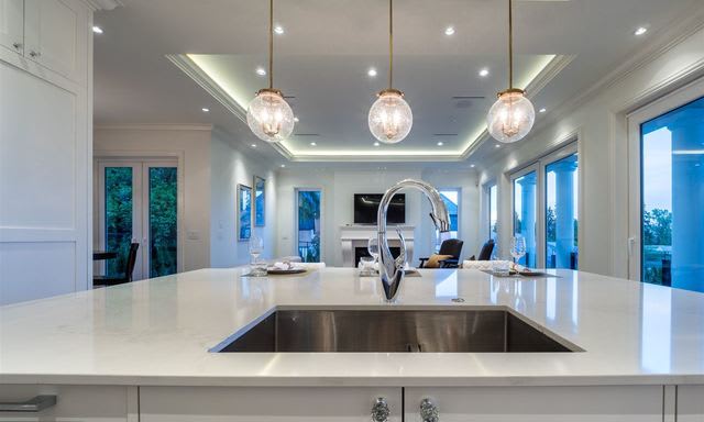 Wst Van Mansion 7