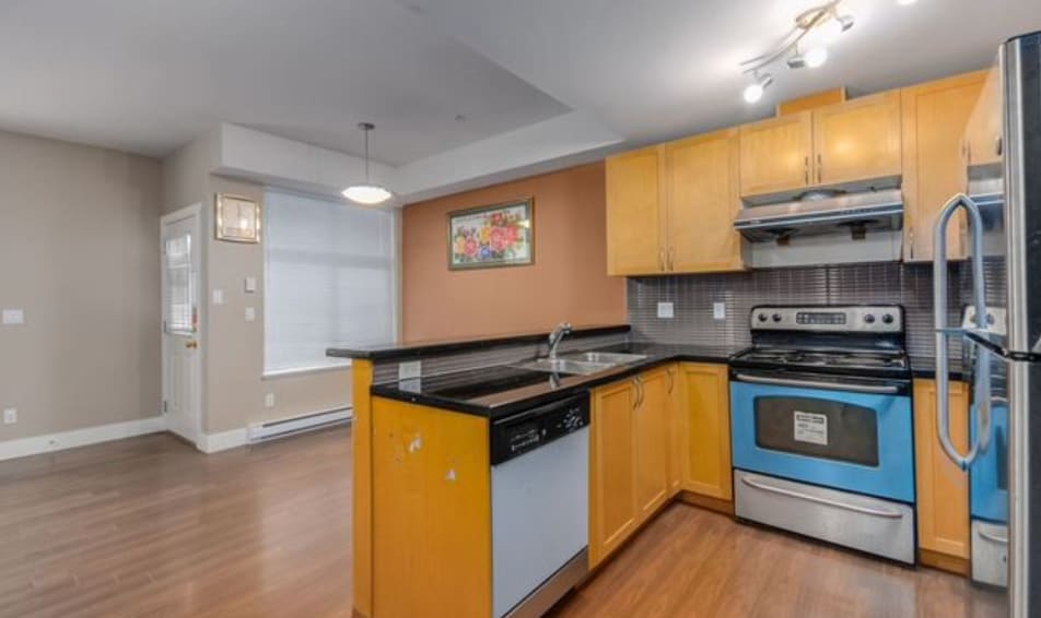 HighLow Metrotown_Townhouse_Low