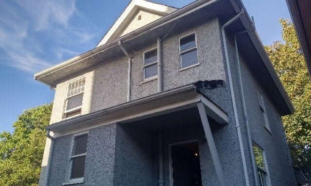 False Creek High Low House