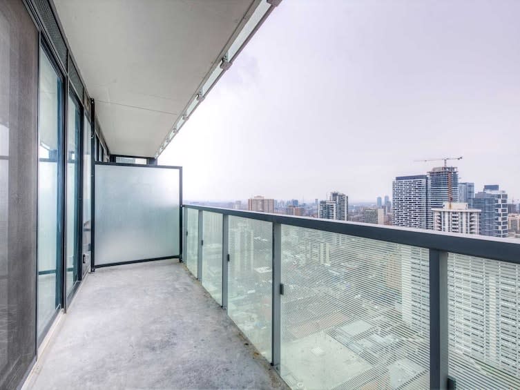 2903-28 E Wellesley Street, Toronto