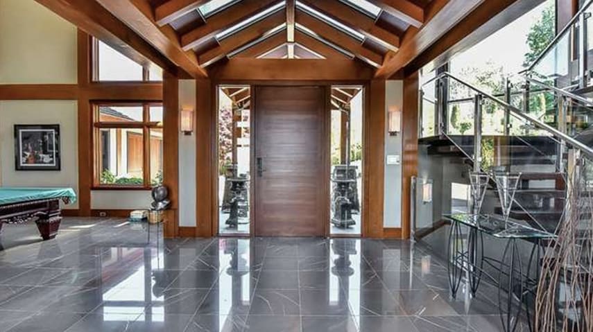 Luxury Mission Estate Listed at $5.5m hero image