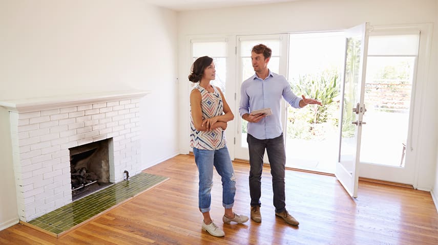 8 Essential Questions to Ask at an Open House hero image