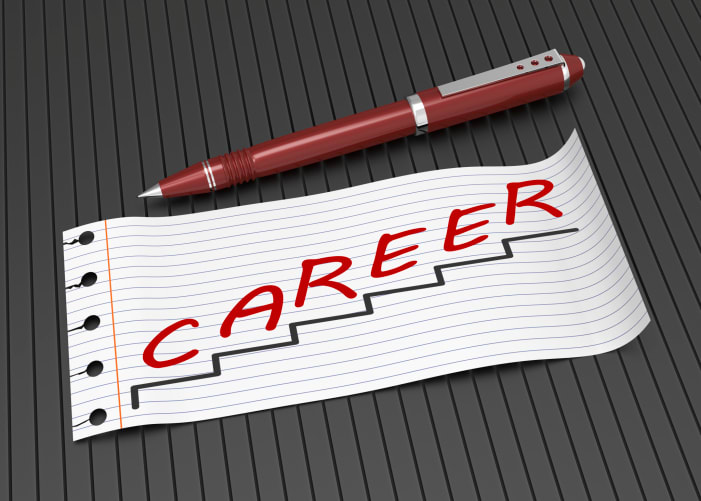 How to Get Your Career in Gear: Advice for Newbie Agents hero image