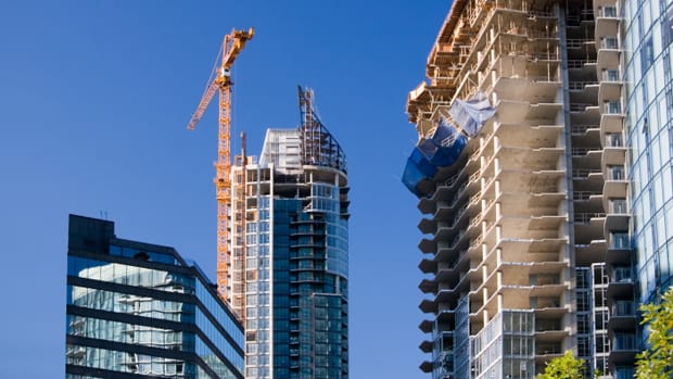 Boost in Apartment Construction Pushes Up May Housing Starts hero image