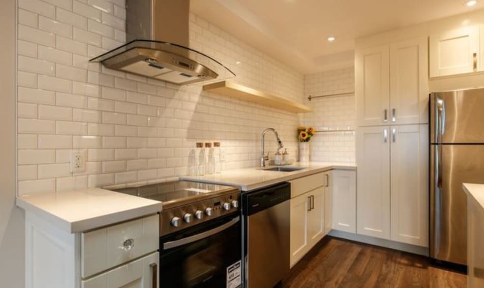 HighLow Renfrew_Condo_Low1