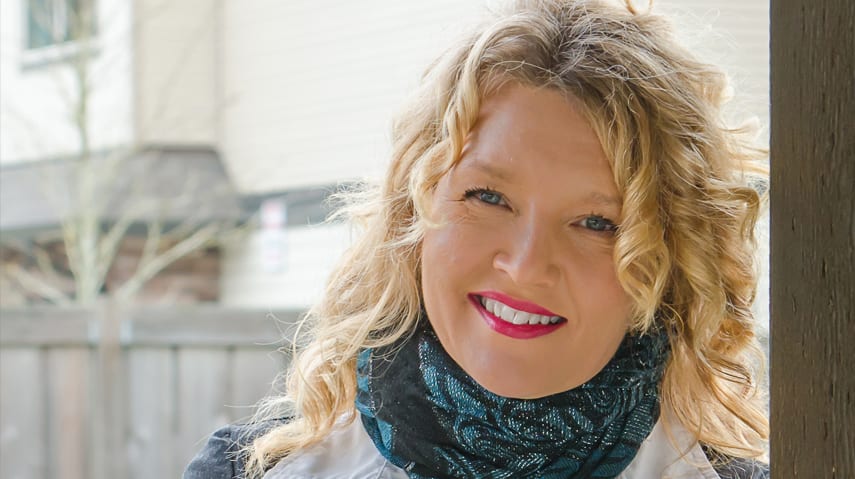 Sandy Clark: Welcoming Newcomers to the Island hero image