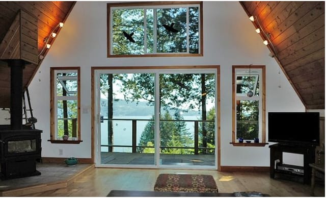 Vacation Homes_Bowen Island.png