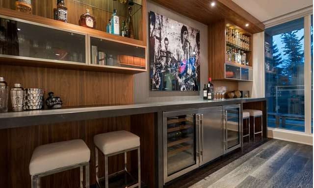 Five Home Wet Bars Vancouver1