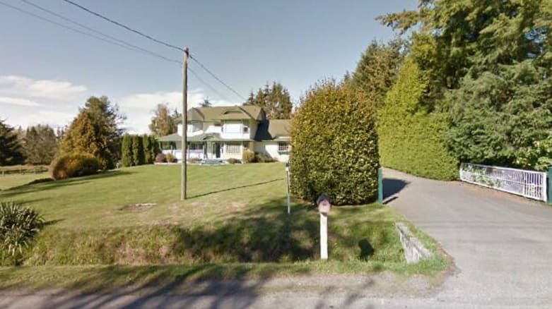Cloverdale house large lot