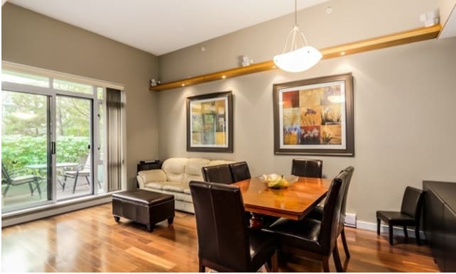 Yaletown_Townhouse_Low.png