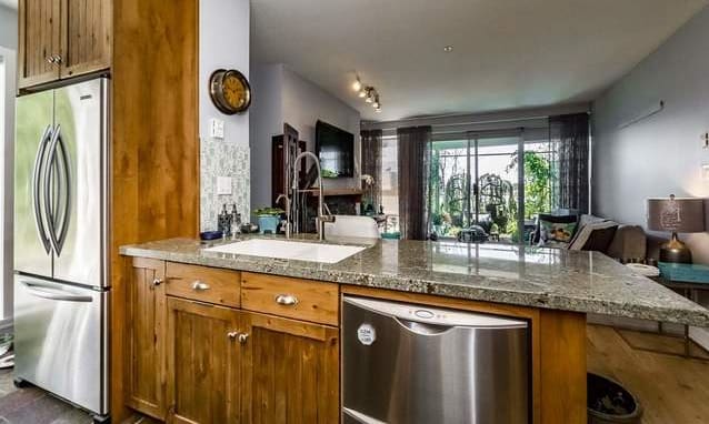 Fraserview_Condo_High