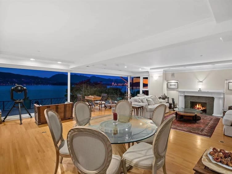 3019 Point Grey Road, Vancouver, BC