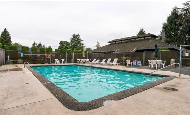 Five great buys Steveston condo 4