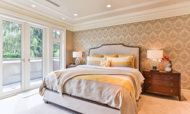 South Granville Mansion Bedroom