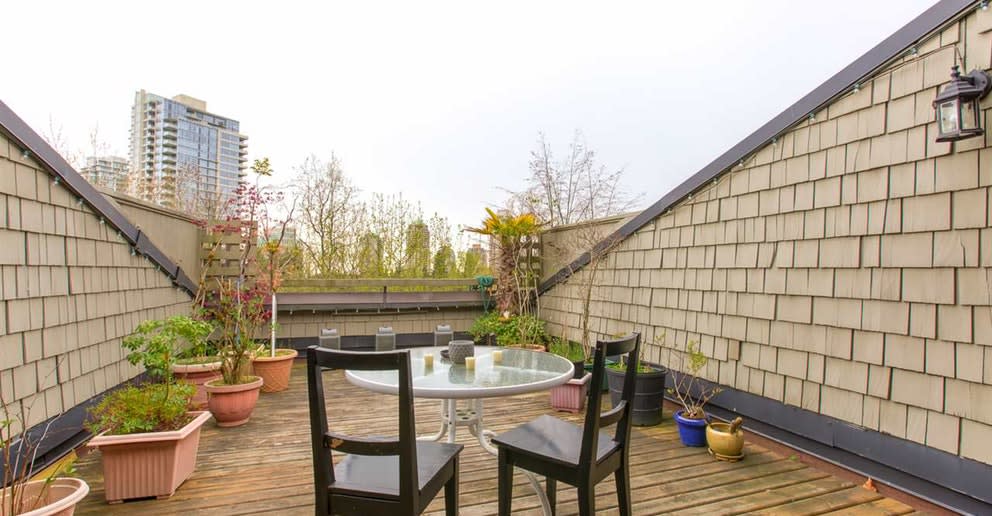 304-7055 Wilma Street, Burnaby
