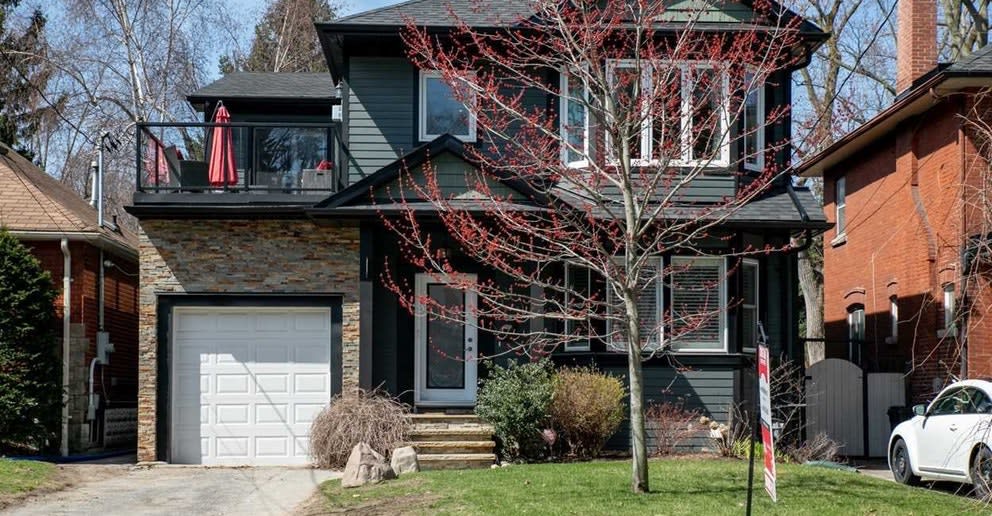 8 Harding Boulevard, Toronto