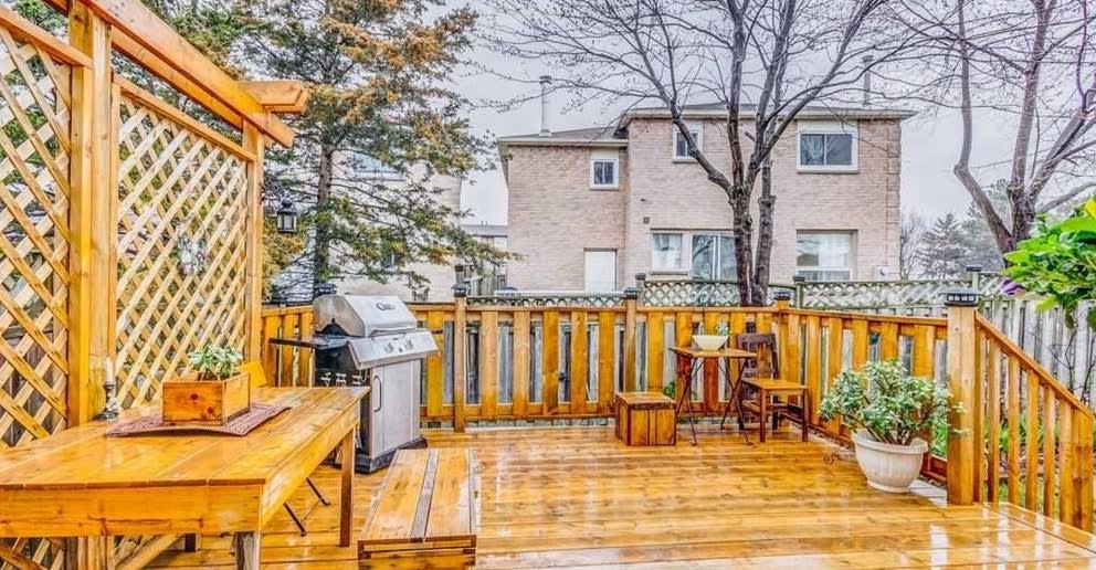 74 Plumrose Ptwy, Toronto