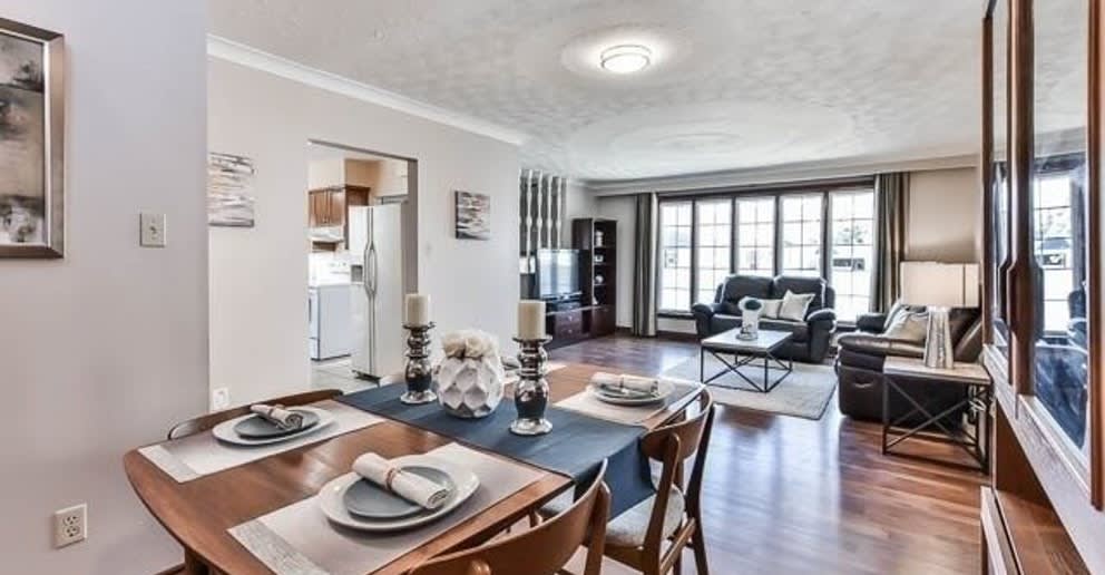 214 Toynbee Tr, Toronto