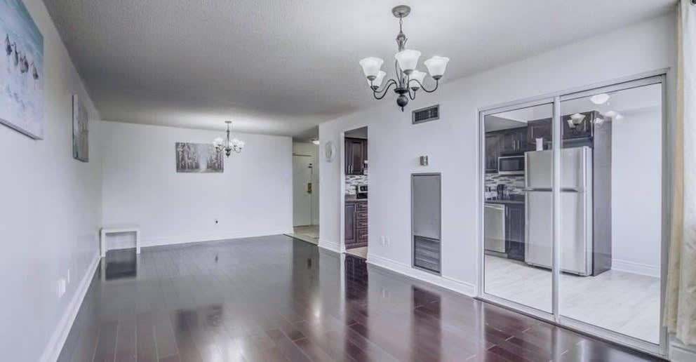 307-10 Markbrook Lane, Toronto