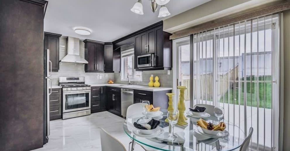 7508 Black Walnut Tr, Mississauga