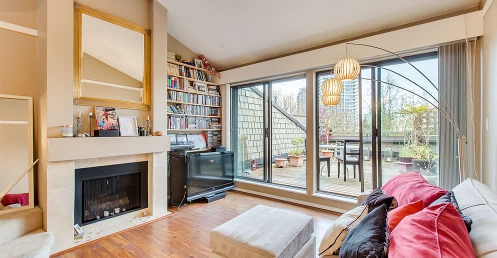 304-7055 Wilma Street, Burnaby