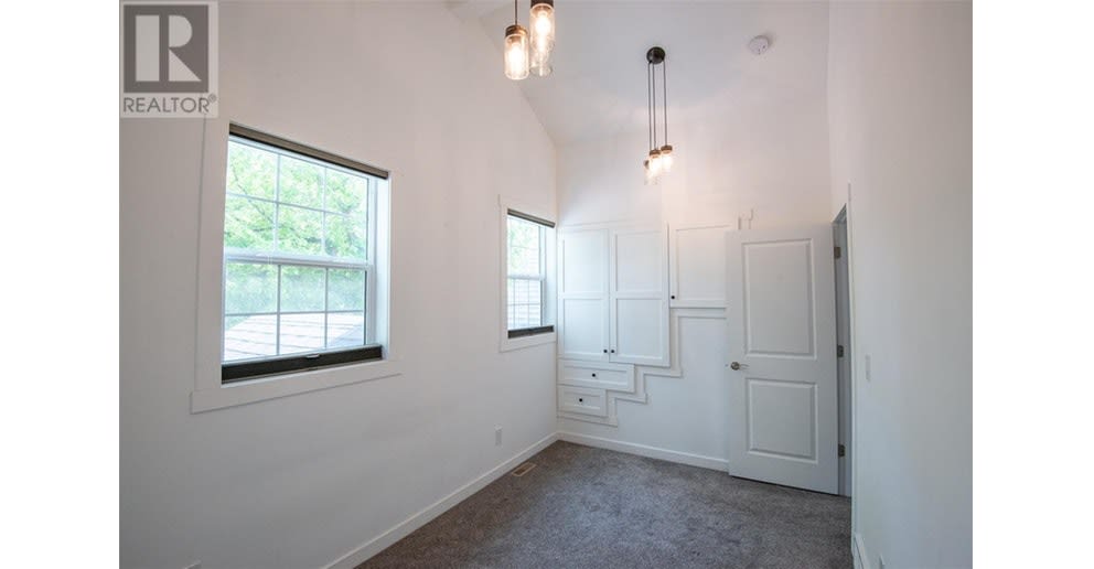 717 N 4th Avenue, Saskatoon
