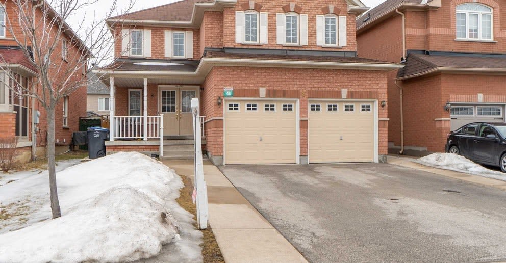 8 Whitehouse Crescent, Brampton