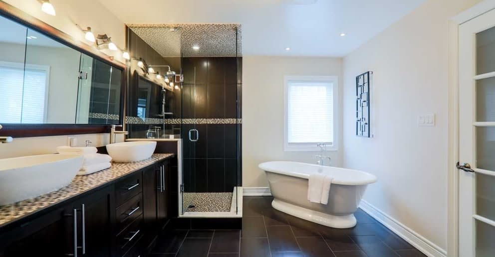 8 Harding Boulevard, Toronto