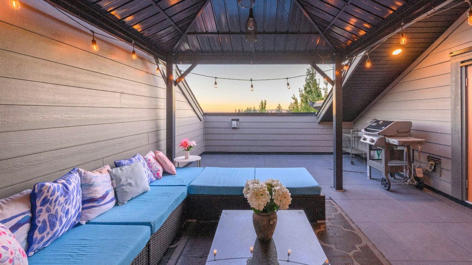 Burke Mountain – Modern living and the views to match.