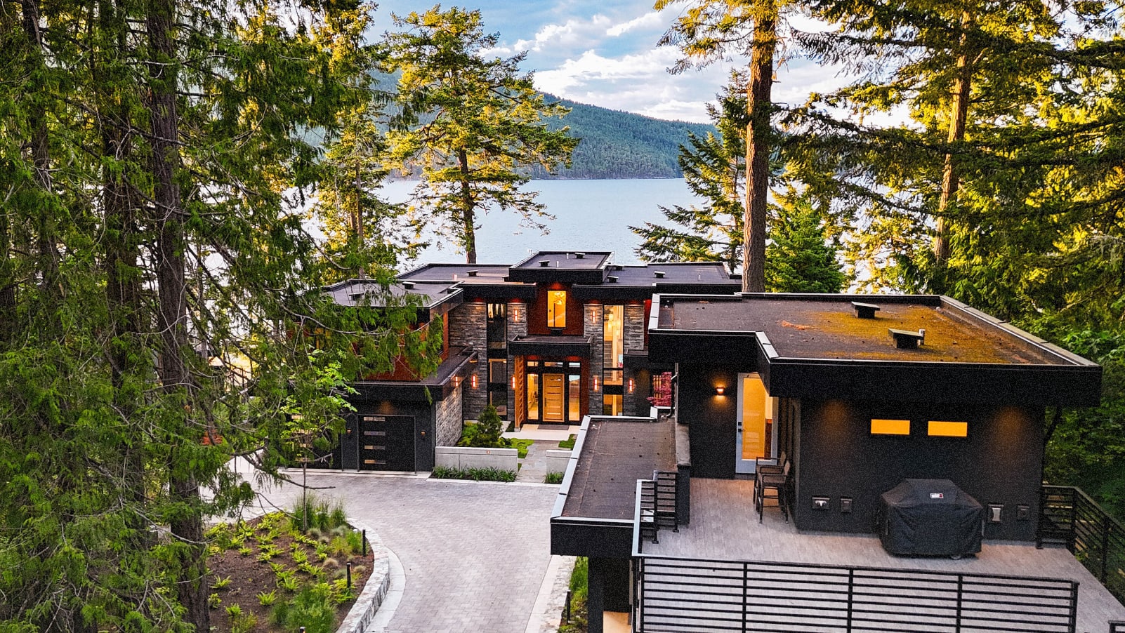 North Saanich - 300 Gallons of Zen