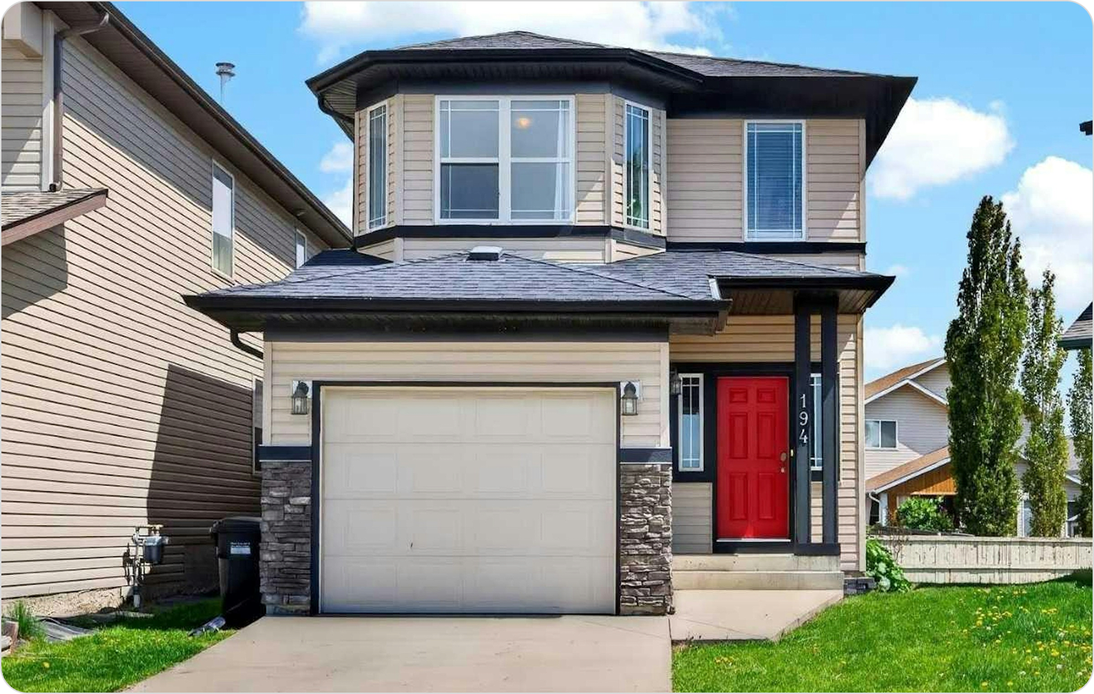 House for sale in Calgary, Evergreen neighbourhood.
