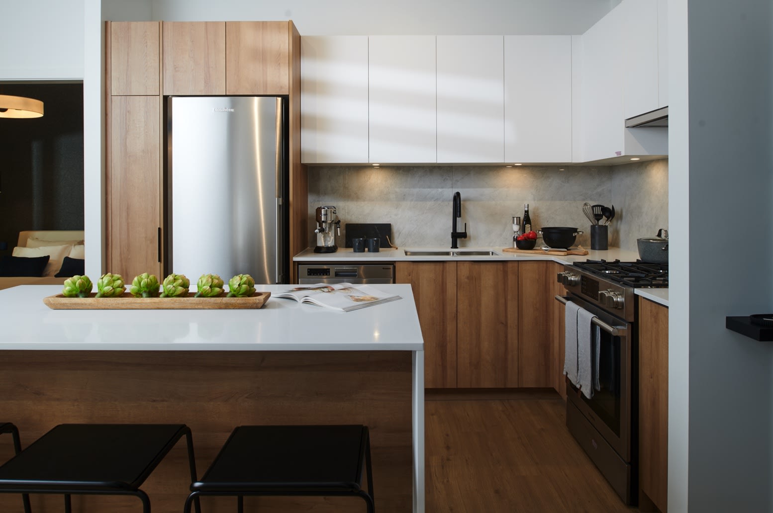 District - kitchen 
