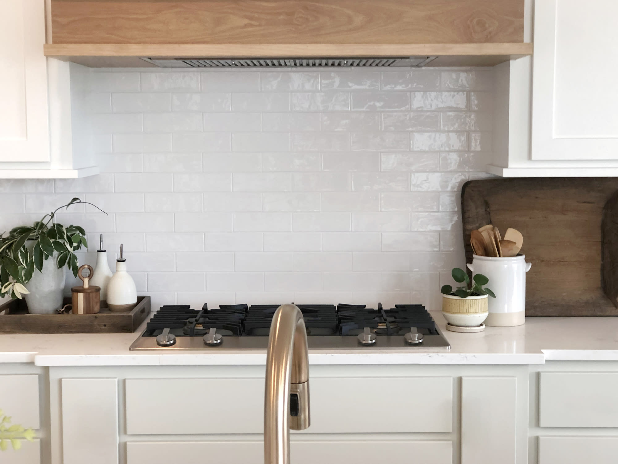 6 Simple Remodel Ideas For Renters (That Won't Cost You Your Security Deposit) hero image