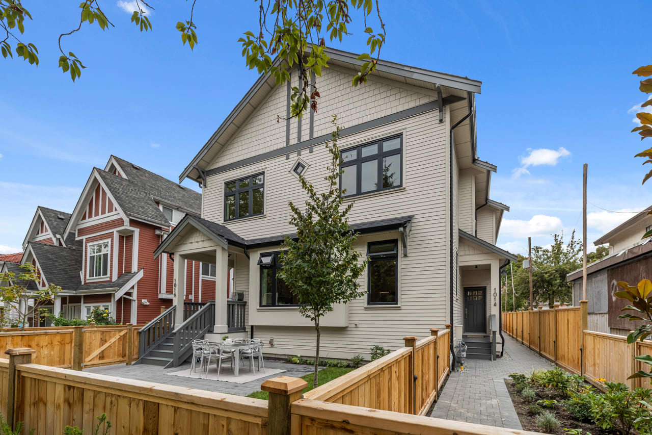 Oliver Residences