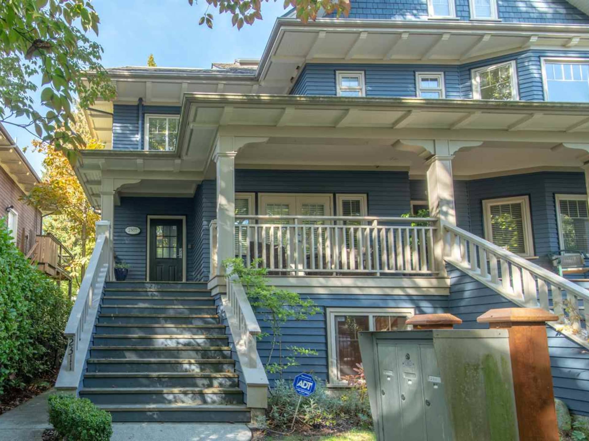 2311 W 8th Ave, Vancouver