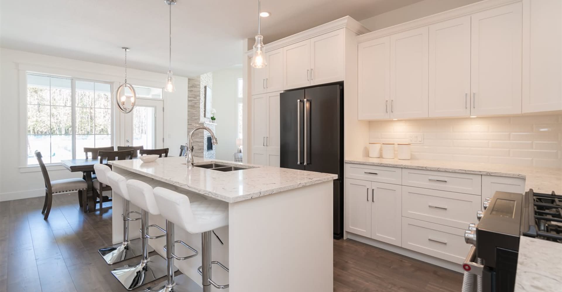 112-5380 Tyee Lane Vancouver