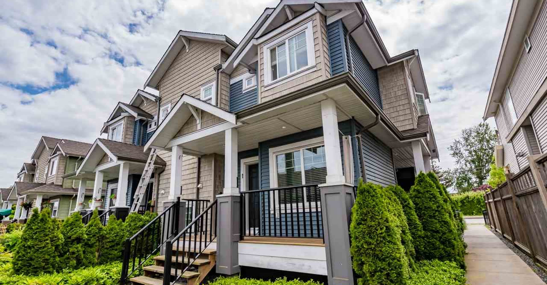 1-19295-72-avenue-surrey