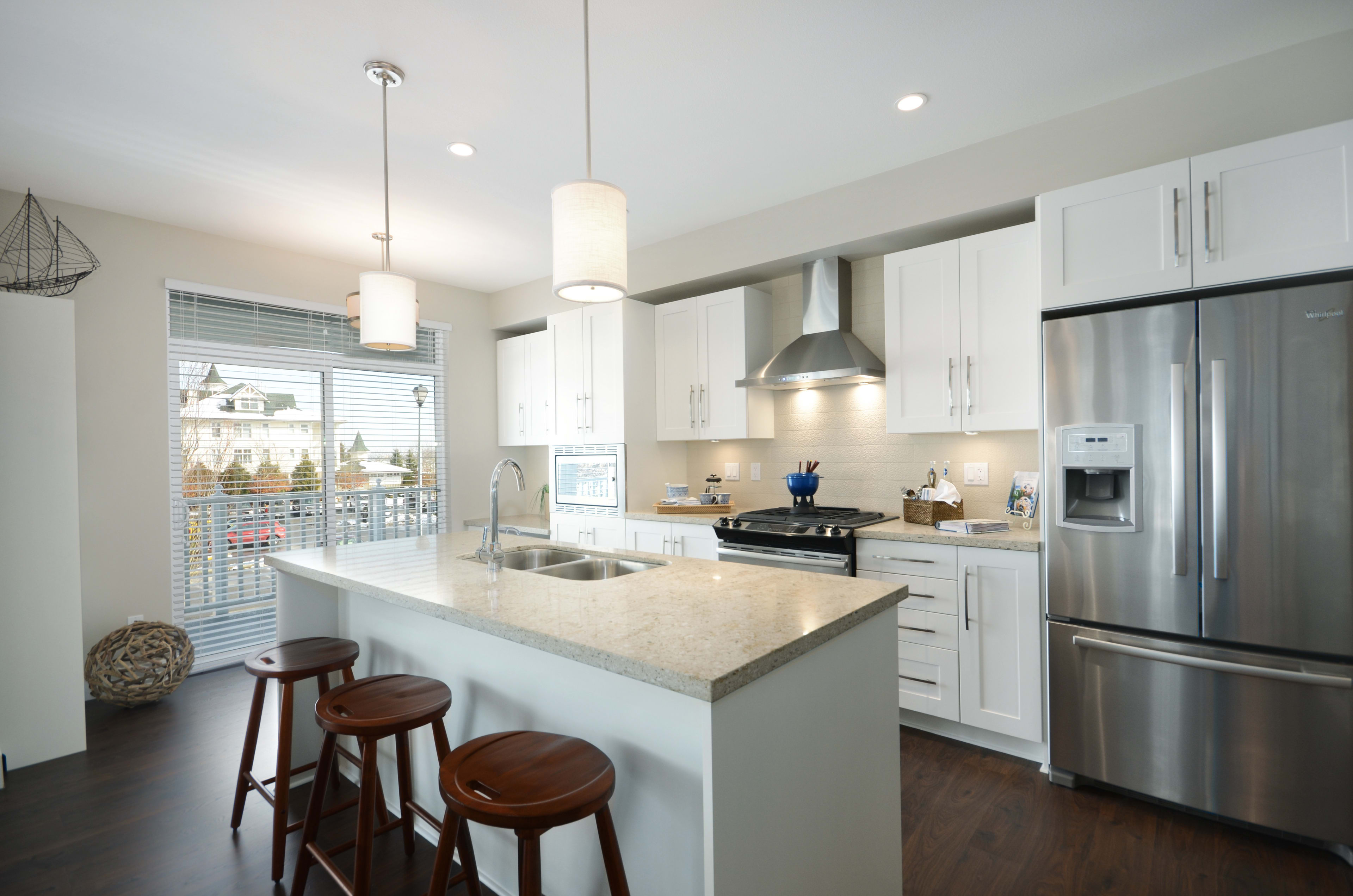 River Watch kitchen
