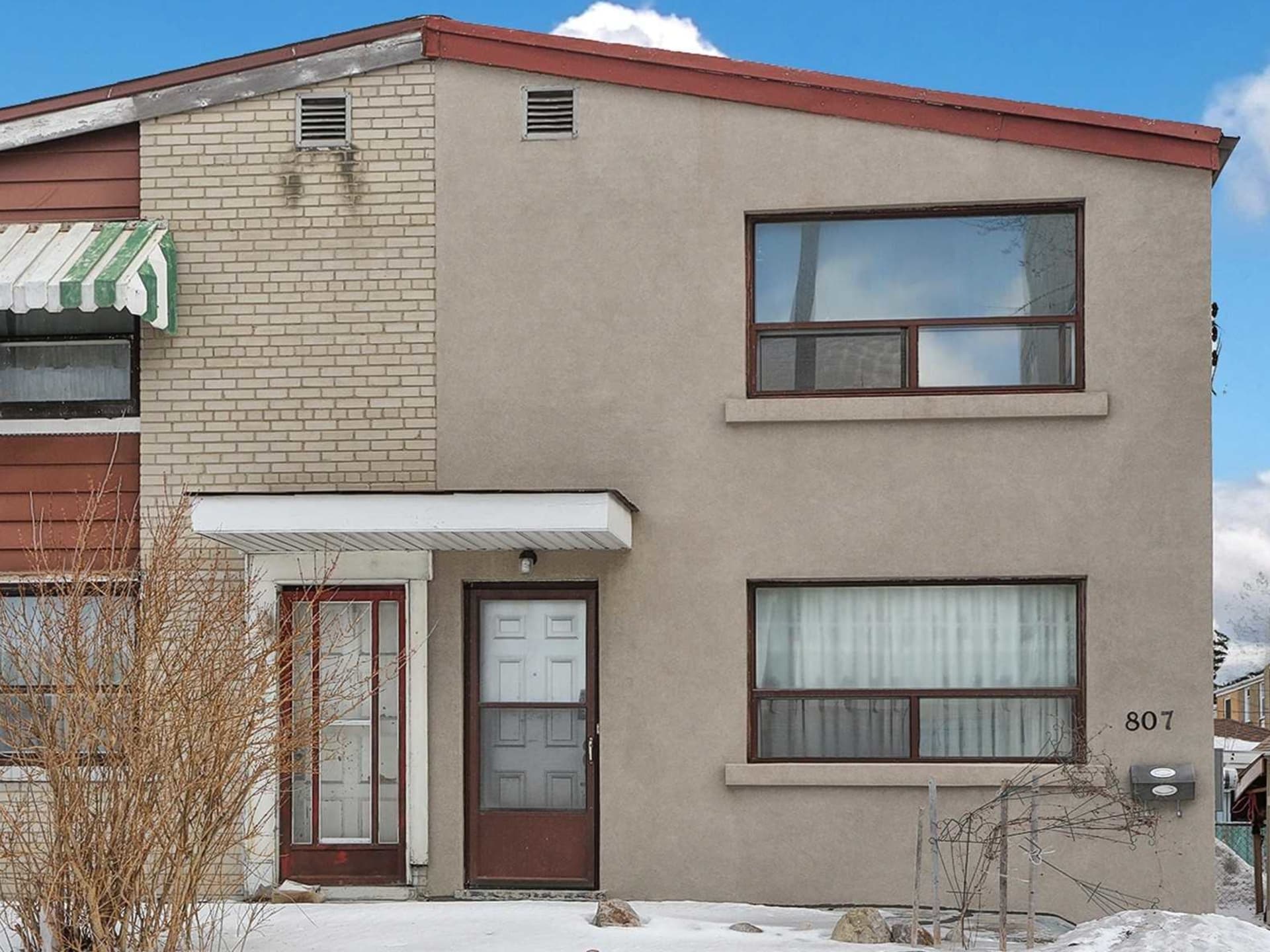 807 Birchmount Road, Toronto