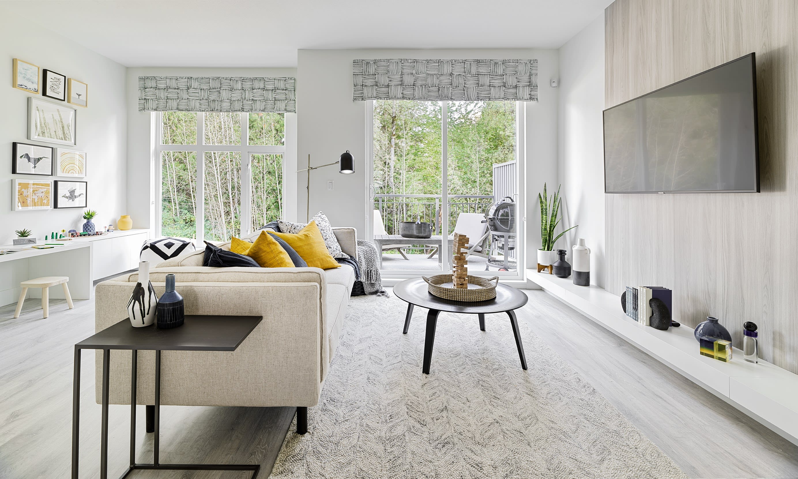 Contemporary Creekside Living at its Best – That’s Creekside hero image