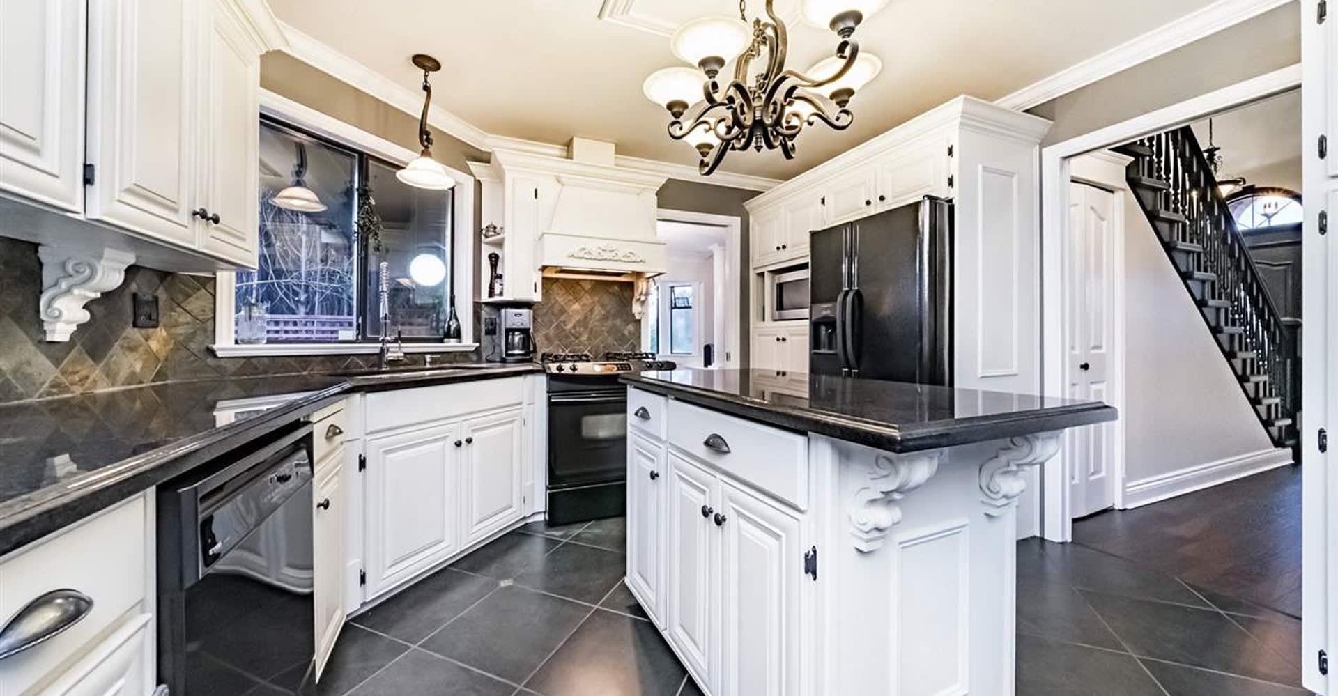 18459 56a Avenue, Surrey