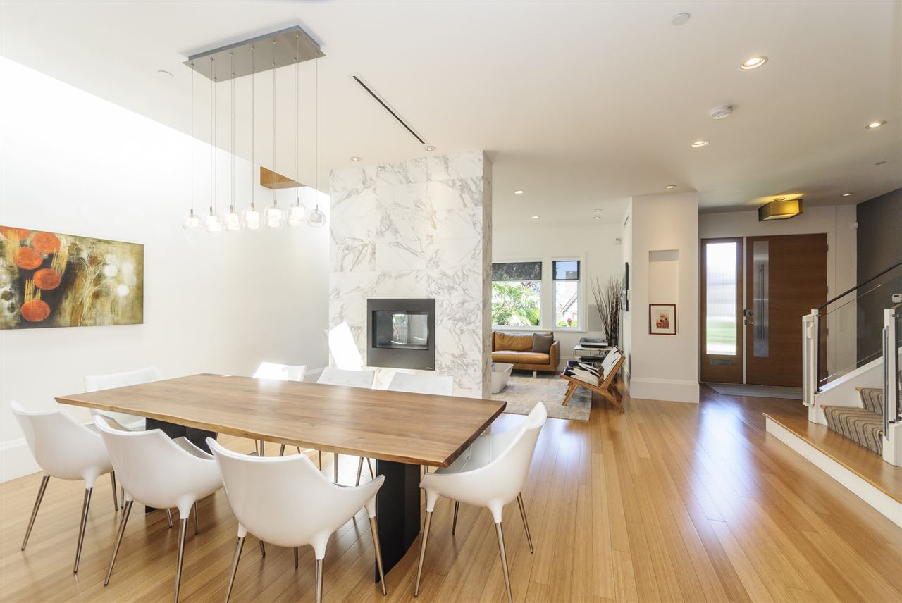 West Coast Modern Home Dining Room