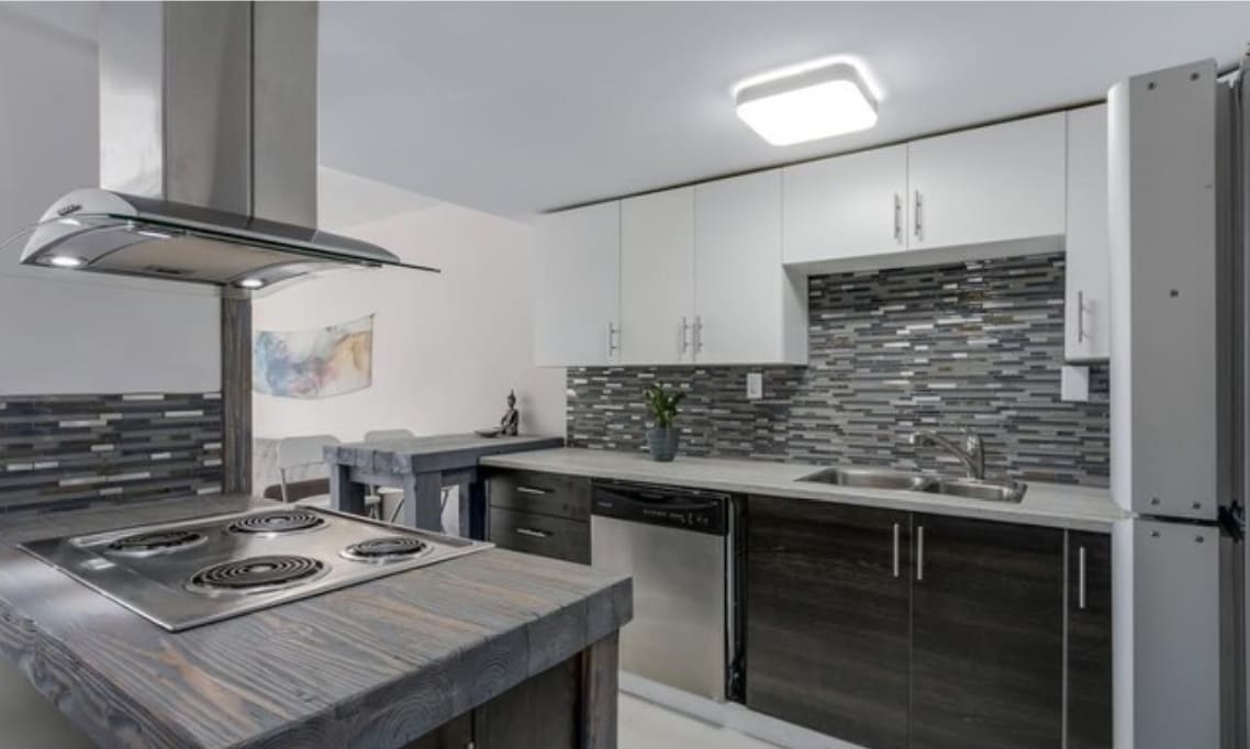 Renfrew_Low Condo.png